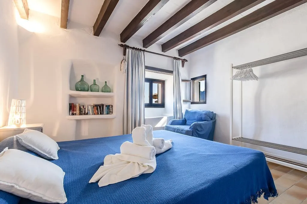 Blue Fisherman House 3 By Homevillas360 Cala de Sant Vicenc Hébergement de vacances